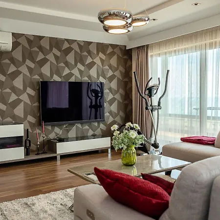 Апартаменти Luxury Sea View Flat With Parking In Briz By Flat Manаger *