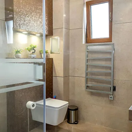 Luxury Sea View Flat With Parking In Briz By Flat Manаger Апартаменти Варна